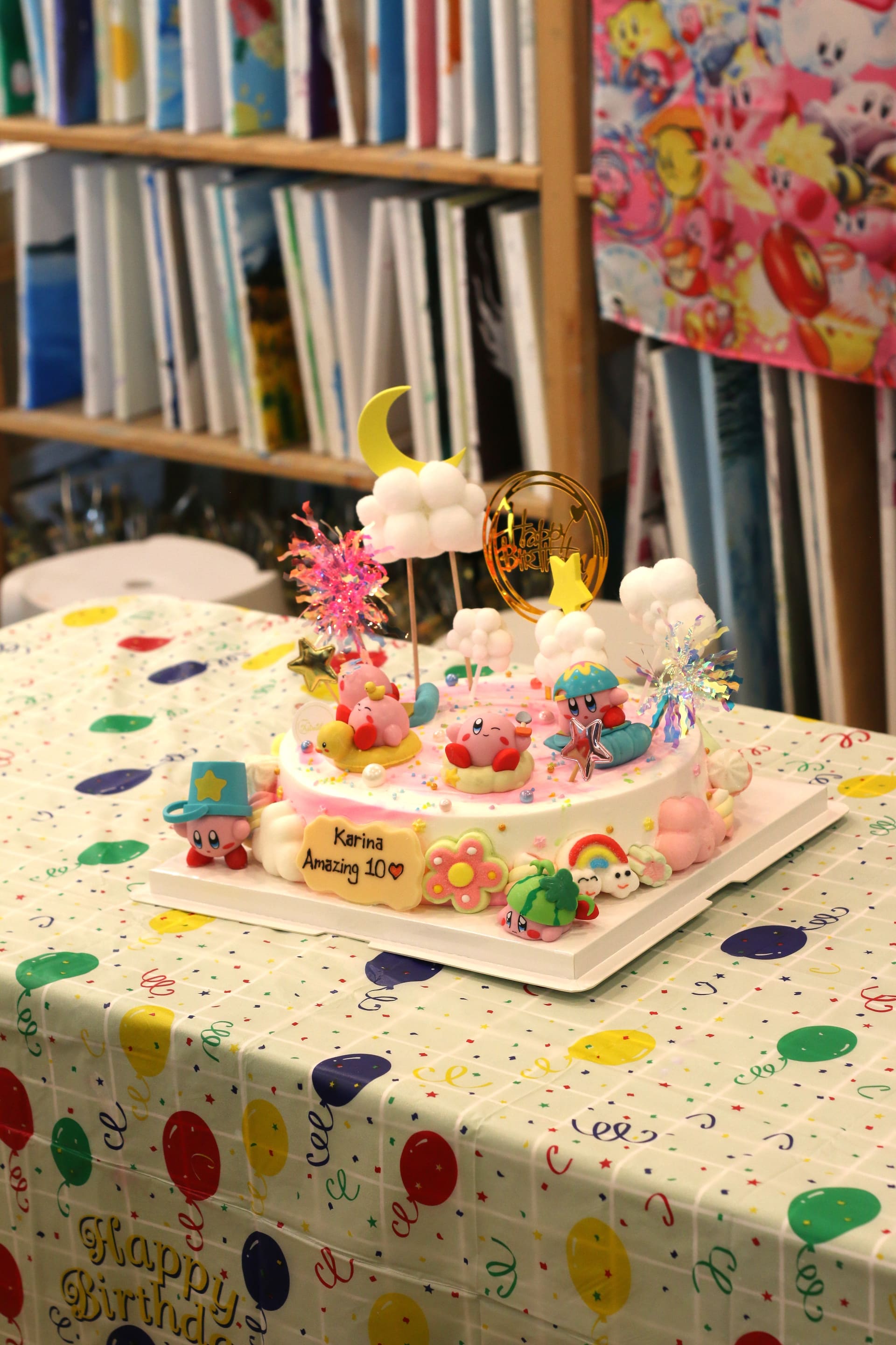Birthday art party moment