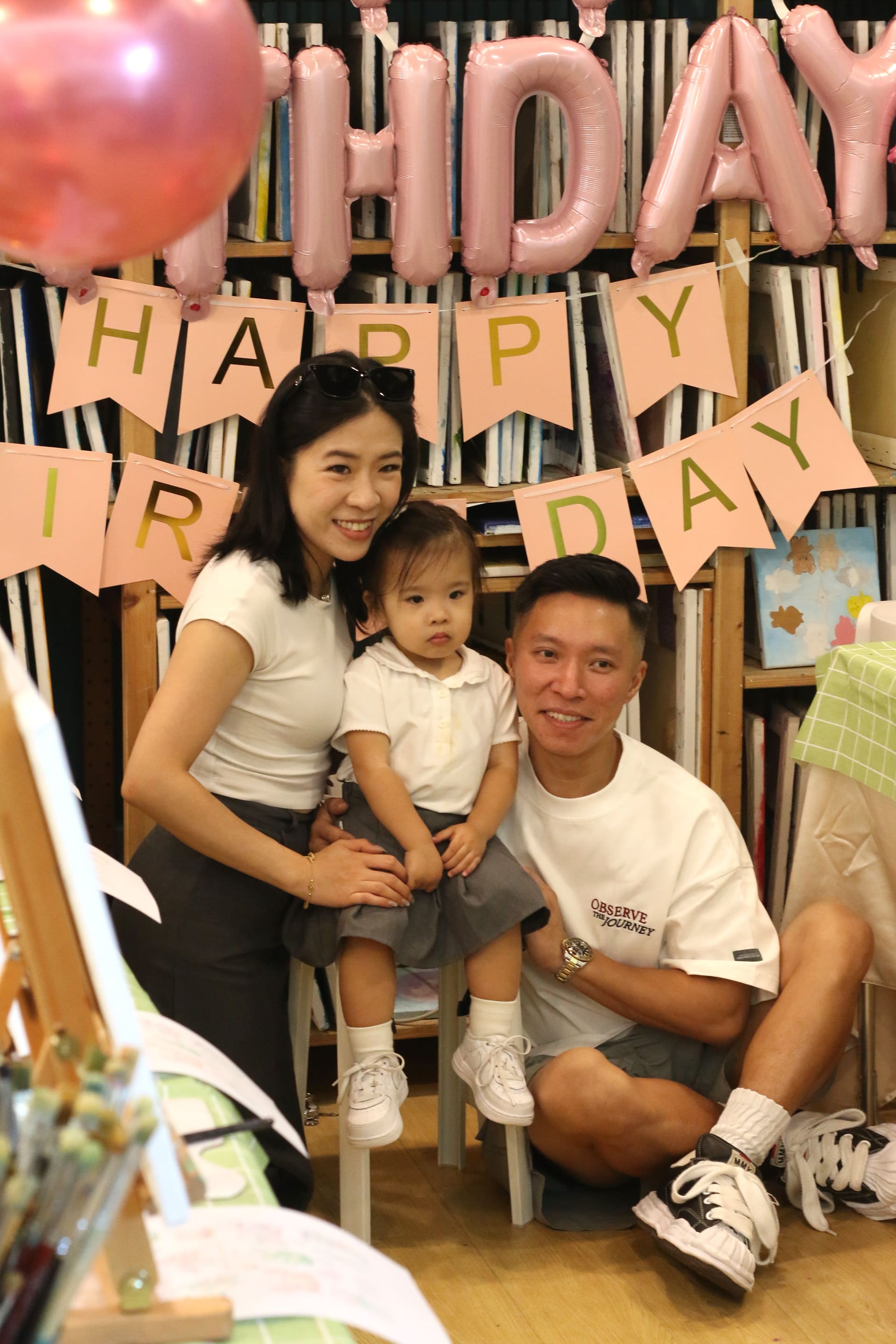 Birthday art party moment
