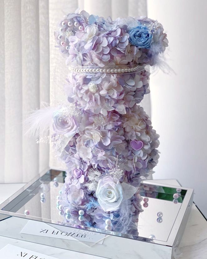 Preserved Flower Bear Making